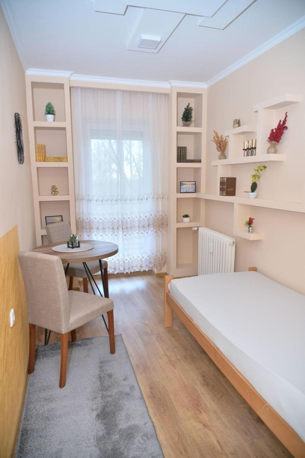 Apartman Ana Becej ภายนอก รูปภาพ