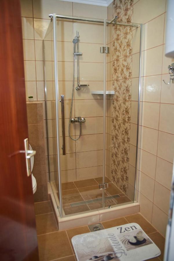 Apartman Ana Becej ภายนอก รูปภาพ